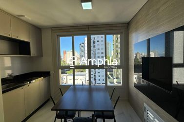 Apartamento &agrave; venda - 63m&sup2; - Centro