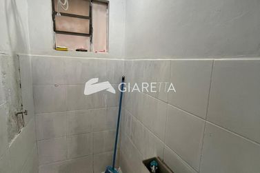 Casa &agrave; venda - 48m&sup2; - JARDIM PINHEIRINHO