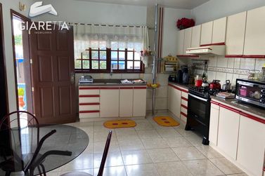 Sobrado &agrave; venda - 300m&sup2; - JARDIM GISELA
