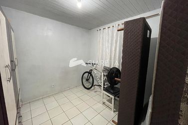Casa &agrave; venda - 48m&sup2; - JARDIM PINHEIRINHO