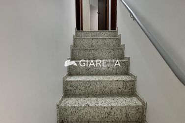 Sobrado &agrave; venda - 71m&sup2; - CENTRO