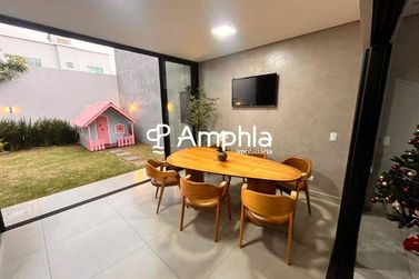 Sobrado &agrave; venda - 142m&sup2; - Canad&aacute;