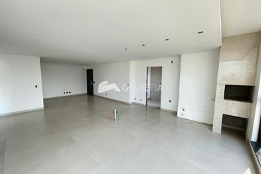 Apartamento para alugar - 111m&sup2; - CENTRO