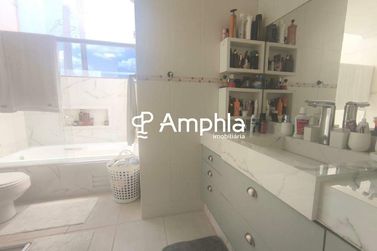 Sobrado &agrave; venda - 190m&sup2; - Santa Cruz