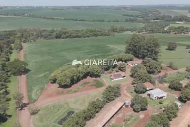 Ch&aacute;cara &agrave; venda - 220m&sup2; - BOA VISTA