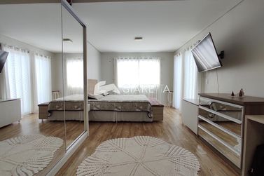 Sobrado &agrave; venda - 225m&sup2; - CENTRO