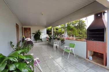 S&iacute;tio &agrave; venda - 180m&sup2; - DEZ DE MAIO