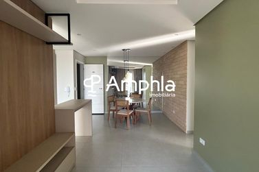 Apartamento &agrave; venda - 65m&sup2; - Centro