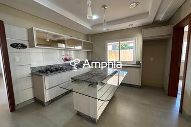Sobrado &agrave; venda - 388m&sup2; - Santa Cruz