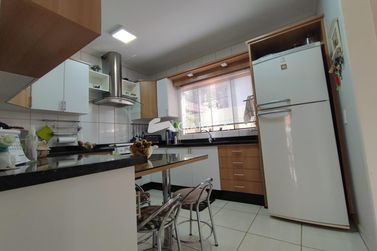 Sobrado &agrave; venda - 135m&sup2; - JARDIM GISELA