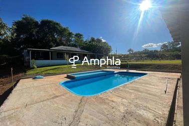 Ch&aacute;cara &agrave; venda - 4000m&sup2; - Centro