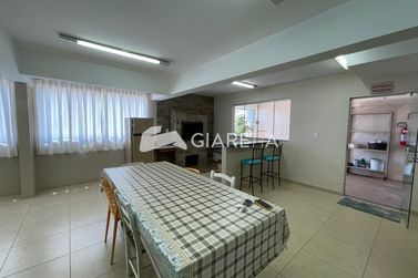 Apartamento para alugar - 60m&sup2; - CENTRO