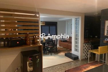 Apartamento &agrave; venda - 236m&sup2; - Centro
