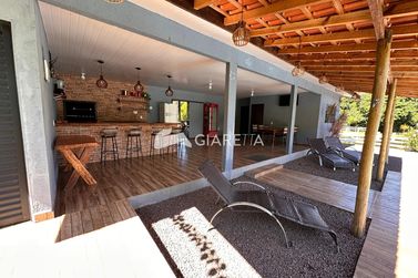 Ch&aacute;cara para alugar - 194m&sup2; - ZONA RURAL