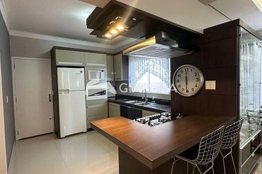 Sobrado &agrave; venda - 251m&sup2; - JARDIM GISELA