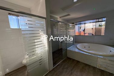 Sobrado &agrave; venda - 390m&sup2; - Neva