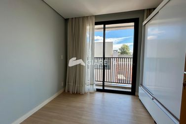 Apartamento para alugar - 125m&sup2; - CENTRO