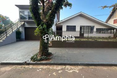 Casa &agrave; venda - 170m&sup2; - Centro