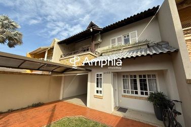 Sobrado &agrave; venda - 155m&sup2; - Centro