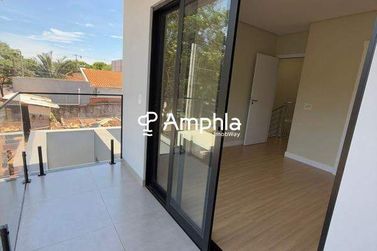 Sobrado &agrave; venda - 114m&sup2; - Vila Industrial