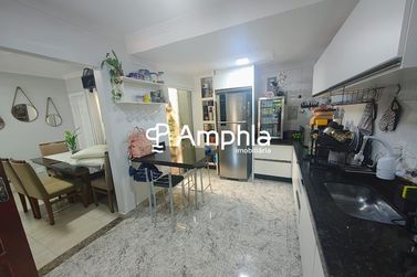 Sobrado &agrave; venda - 100m&sup2; - Santa Cruz