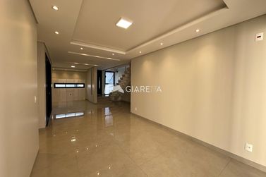 Sobrado &agrave; venda - 165m&sup2; - JARDIM GISELA