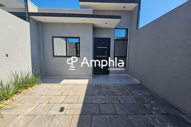 Casa &agrave; venda - 60m&sup2; - Esmeralda
