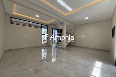 Sobrado &agrave; venda - 114m&sup2; - Vila Industrial