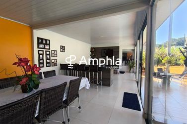 Sobrado &agrave; venda - 345m&sup2; - Recanto Tropical
