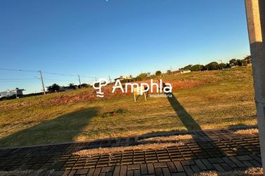 Terreno &agrave; venda - 355m&sup2; - Ana Paula