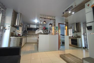 Casa para alugar - 65m&sup2; - JARDIM PANCERA