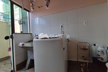 Sobrado &agrave; venda - 137m&sup2; - JARDIM GISELA