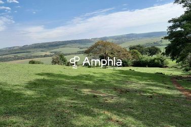 Ch&aacute;cara &agrave; venda - 121000m&sup2; - &Aacute;rea Rural