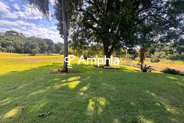 Ch&aacute;cara &agrave; venda - 170m&sup2; - LINHA CERAMICA PRATA