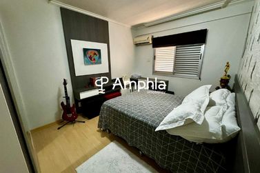 Apartamento &agrave; venda - 139m&sup2; - Centro