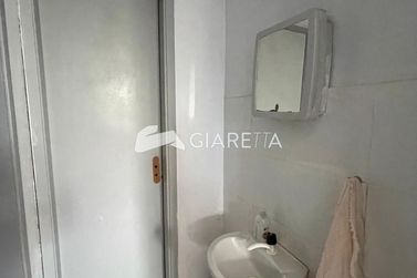Casa &agrave; venda - 48m&sup2; - JARDIM PINHEIRINHO