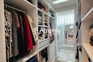 Apartamento &agrave; venda - 220m&sup2; - Centro