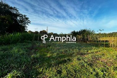 Ch&aacute;cara &agrave; venda - 37590m&sup2; - Centro (Margarida)