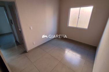 Casa &agrave; venda - 42m&sup2; - VILA PIONEIRO