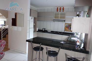 Sobrado &agrave; venda - 180m&sup2; - JARDIM GISELA