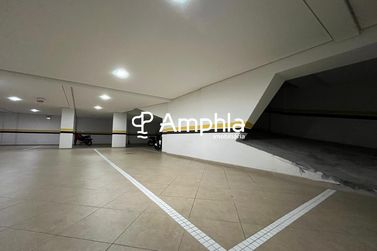 Apartamento &agrave; venda - 144m&sup2; - Meia Praia
