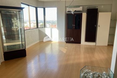 Apartamento &agrave; venda - 234m&sup2; - CENTRO