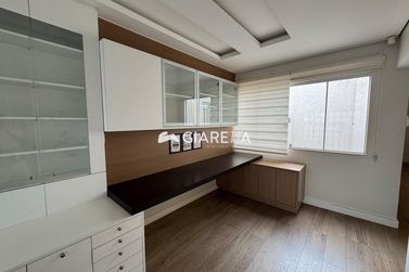 Sobrado para alugar - 322m&sup2; - JARDIM LA SALLE
