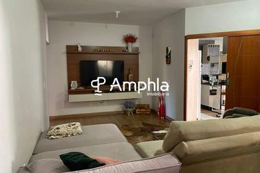 Casa &agrave; venda - 238m&sup2; - Jardim Porto Alegre