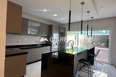 Sobrado para alugar - 229m&sup2; - VILA INDUSTRIAL