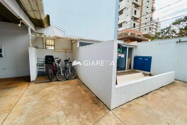 Apartamento &agrave; venda - 137m&sup2; - CENTRO