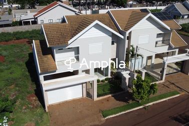 Sobrado &agrave; venda - 175m&sup2; - Centro