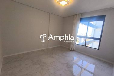 Apartamento &agrave; venda - 150m&sup2; - Centro