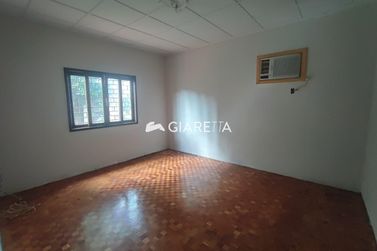 Casa para alugar - 212m&sup2; - CENTRO