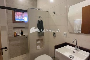 Ch&aacute;cara &agrave; venda - 160m&sup2; - ZONA RURAL